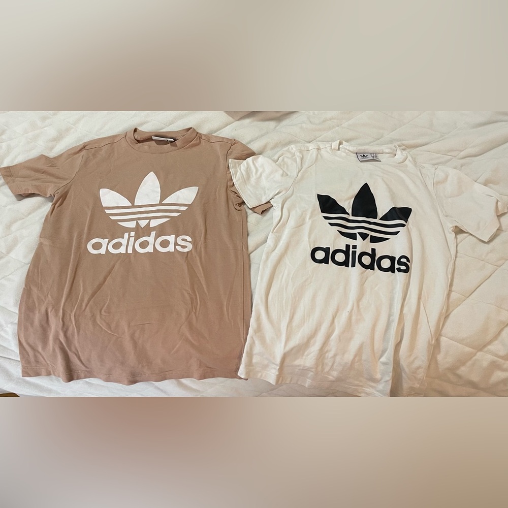 Set of 2 adidas Logo trefoil Tshirts XS